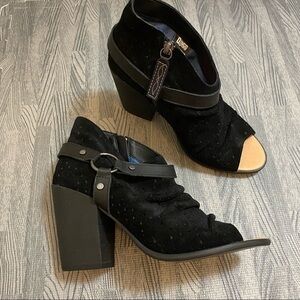 Dingo Western Harness Peep Toe Leather Booties